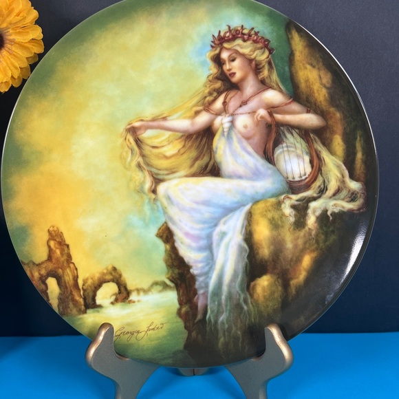 Knowles Four Ancient Elements Water And Fire Collector Plates  (Set Of Two) - Picture 8 of 12